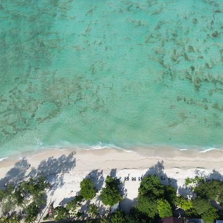 Mowies On The Beach กิลิไอร์ ภายนอก รูปภาพ