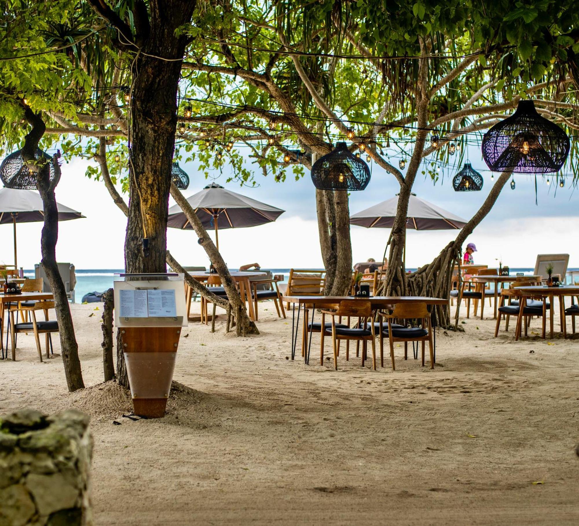Mowies On The Beach กิลิไอร์ ภายนอก รูปภาพ